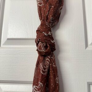 Good Condition | Original VELA Rustic Paisely Printed Woven Modal Scarf/Hijab